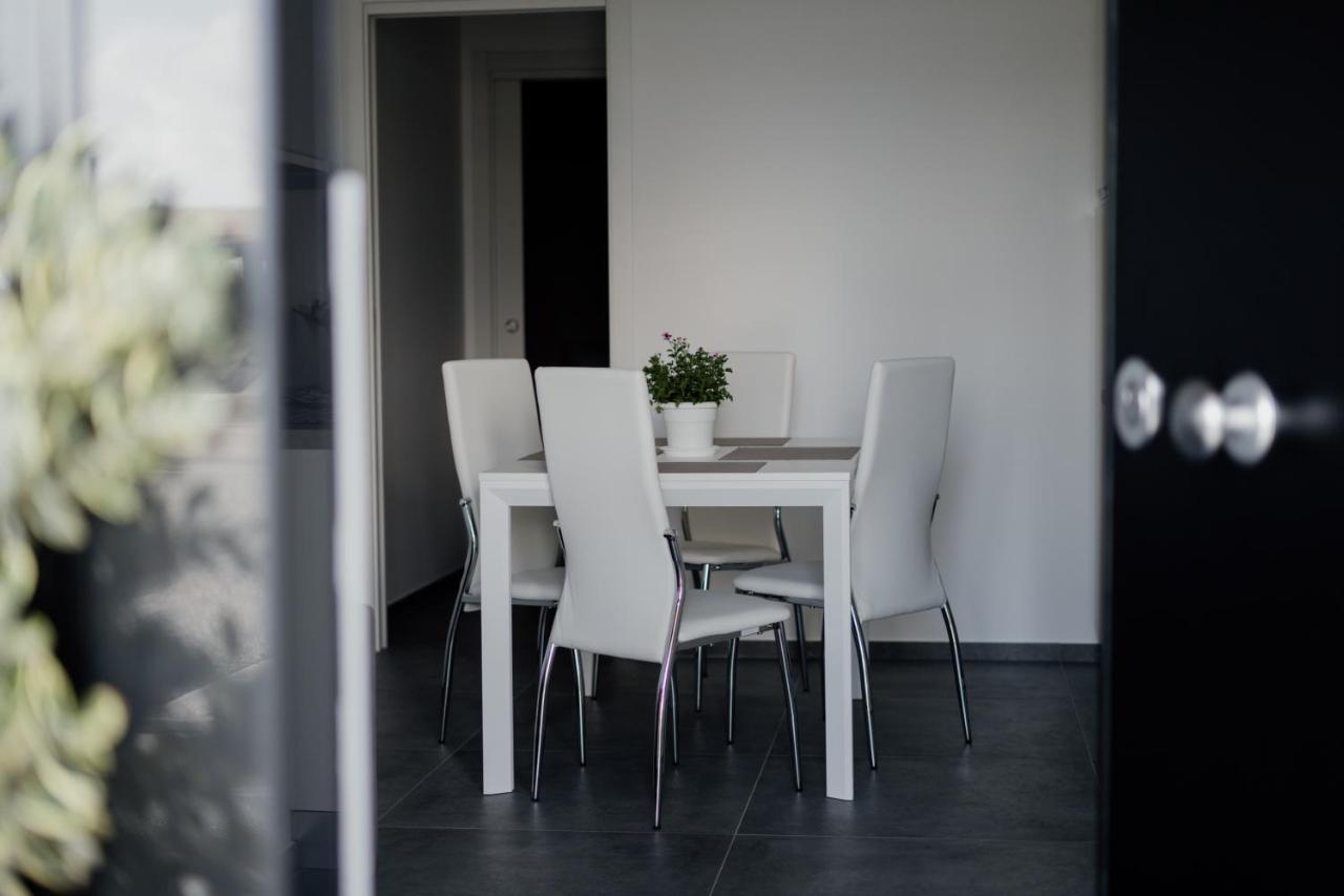Domus Residence - Cesare - バーリ エクステリア 写真